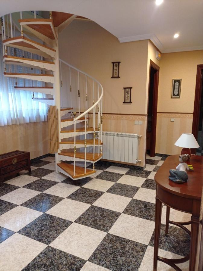 Apartamento Turistico Antigua Universidad 알마그로 외부 사진