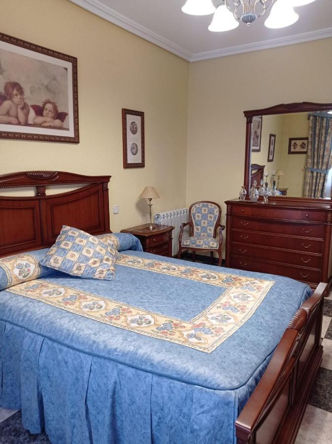 Apartamento Turistico Antigua Universidad 알마그로 외부 사진