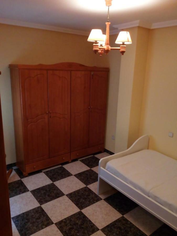 Apartamento Turistico Antigua Universidad 알마그로 외부 사진